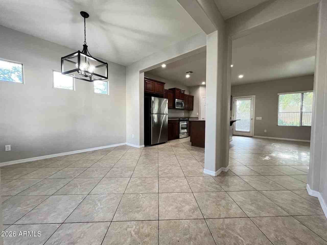 4642 S Carmine - Photo 4 of 44