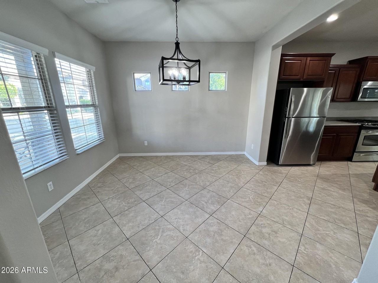 4642 S Carmine - Photo 5 of 44