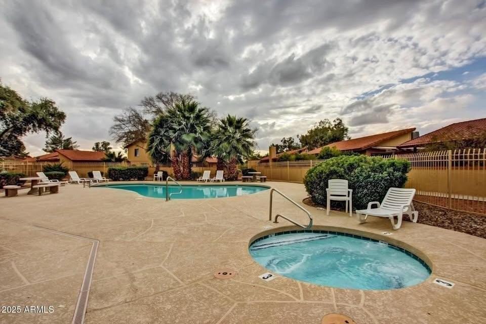 14814 N 24th Dr #7