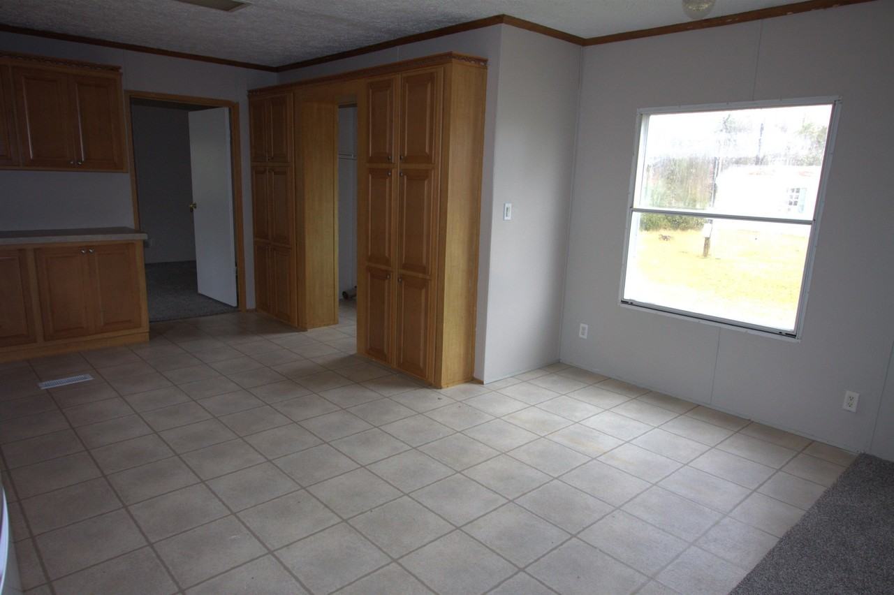 357 S Main St - Photo 3 of 9