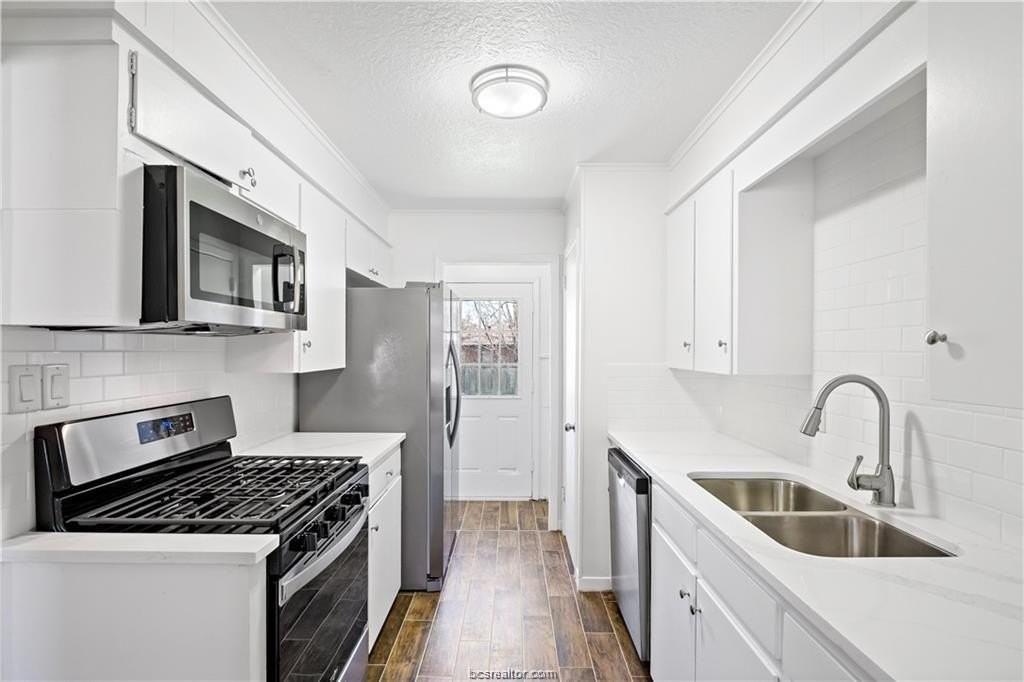 1903 Orman St - Photo 7 of 24