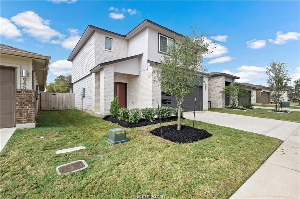 947 Lady Bird Ln - Photo 2 of 30