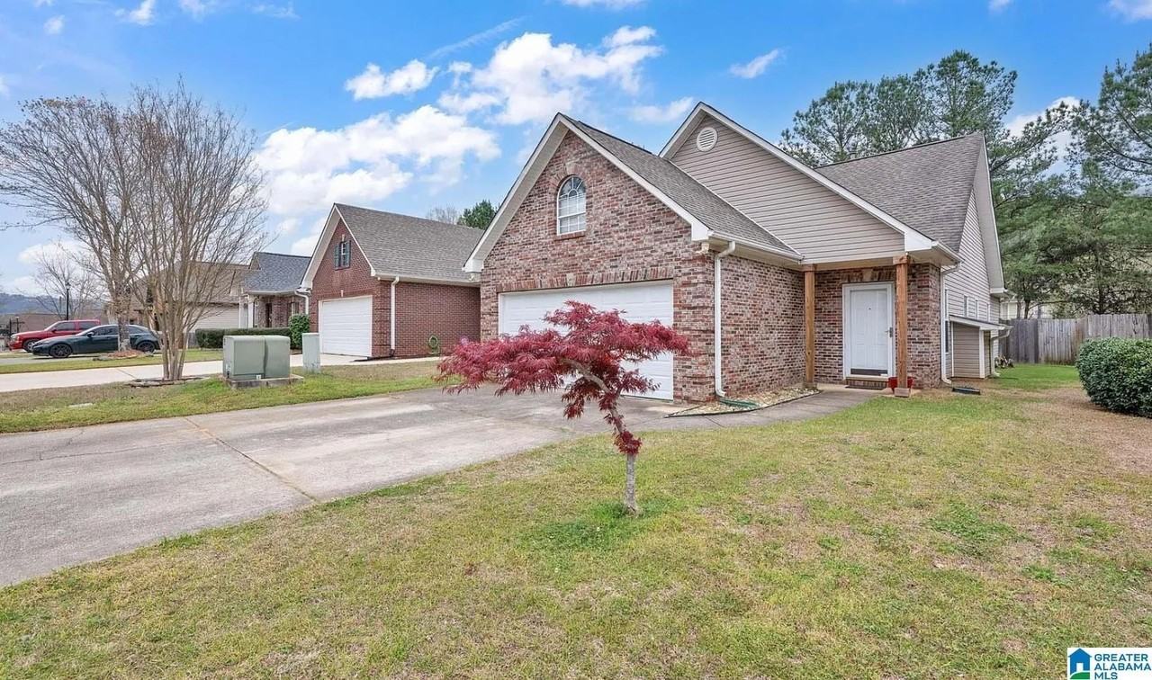 5270 Cottage Ln - Photo 2 of 20
