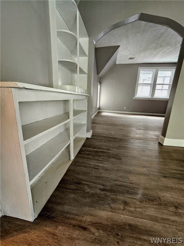 102 17th St - Photo 6 of 9