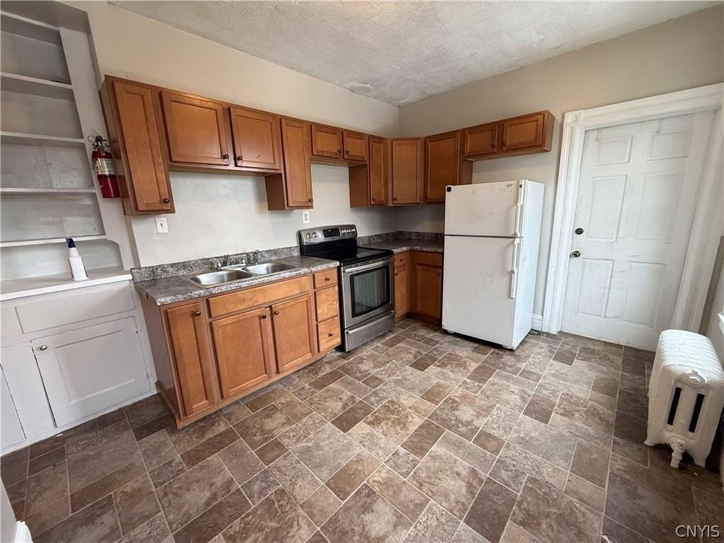 2012 Whitesboro St - Photo 2 of 11