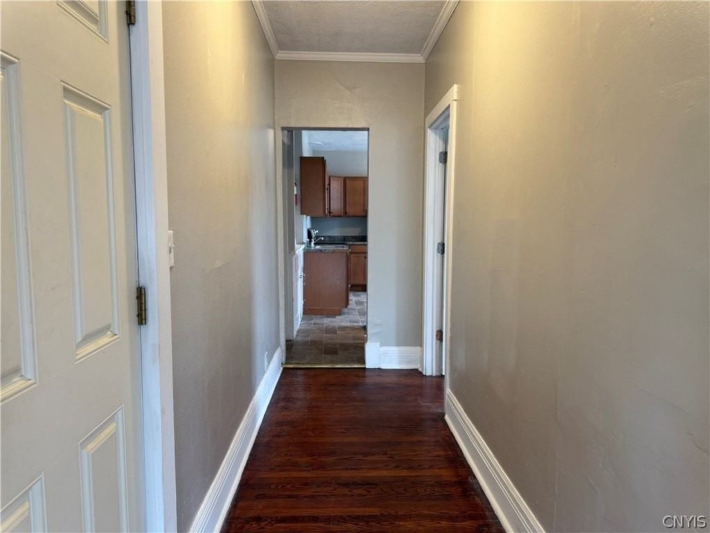 2012 Whitesboro St - Photo 4 of 11