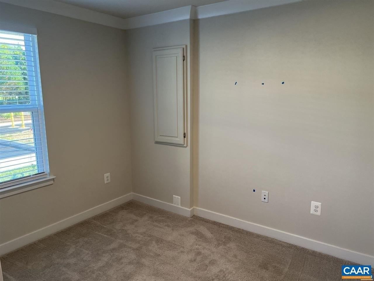 2028 Landon Ln - Photo 5 of 29