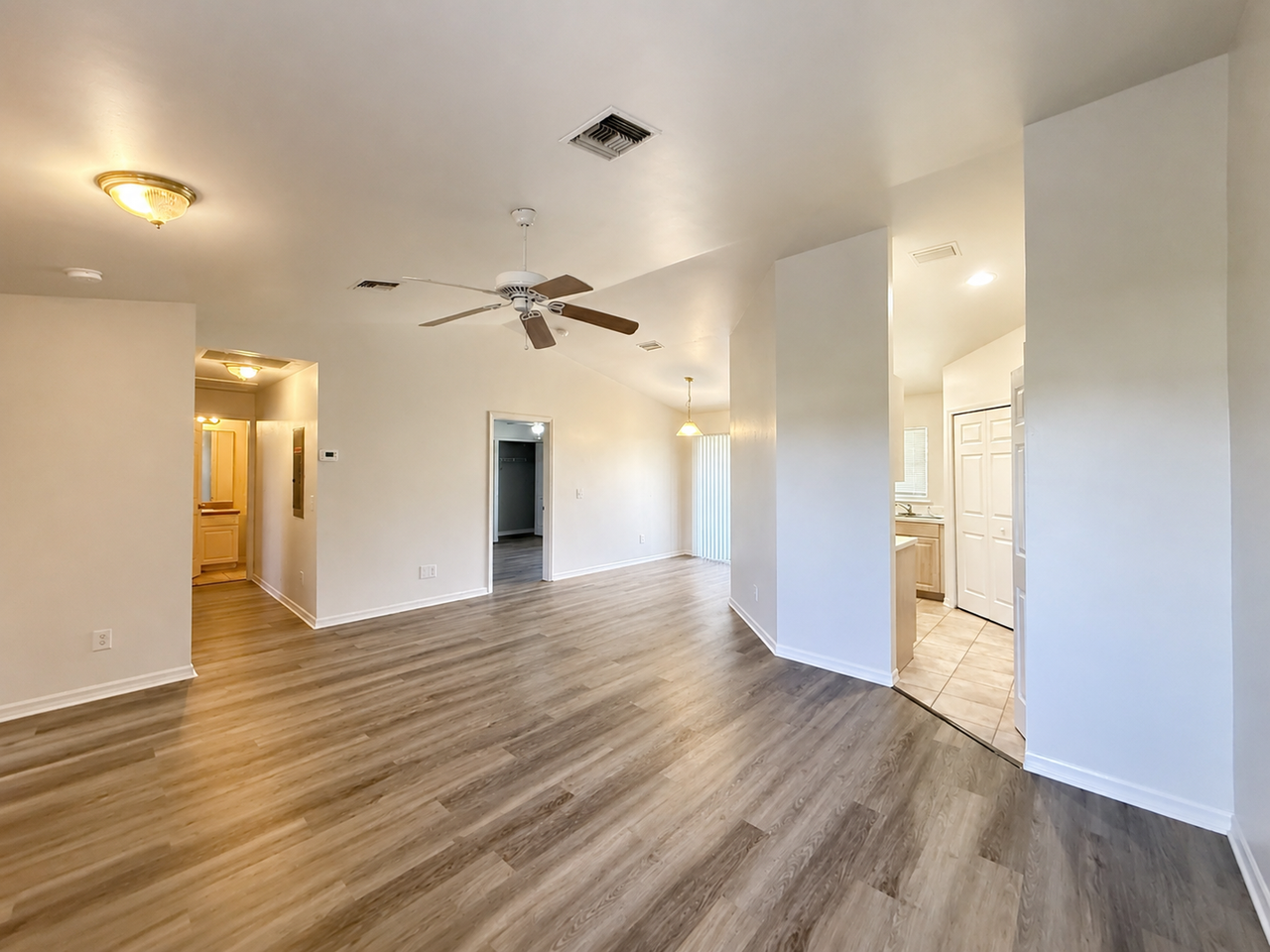 4401 22nd St Sw - Photo 2 of 12