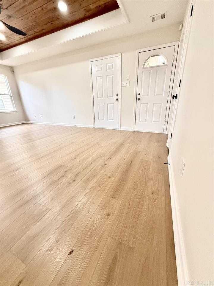 506 Waymack Cv - Photo 6 of 27