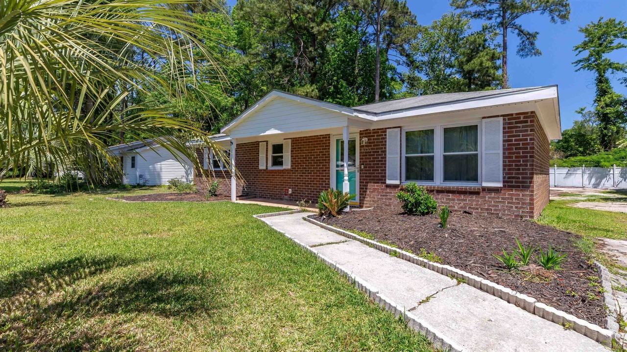 4070 Long Line Ln - Photo 4 of 34