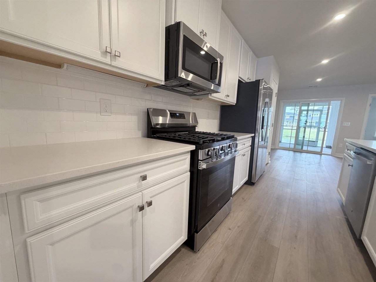 2316 Elowen Ln - Photo 7 of 35