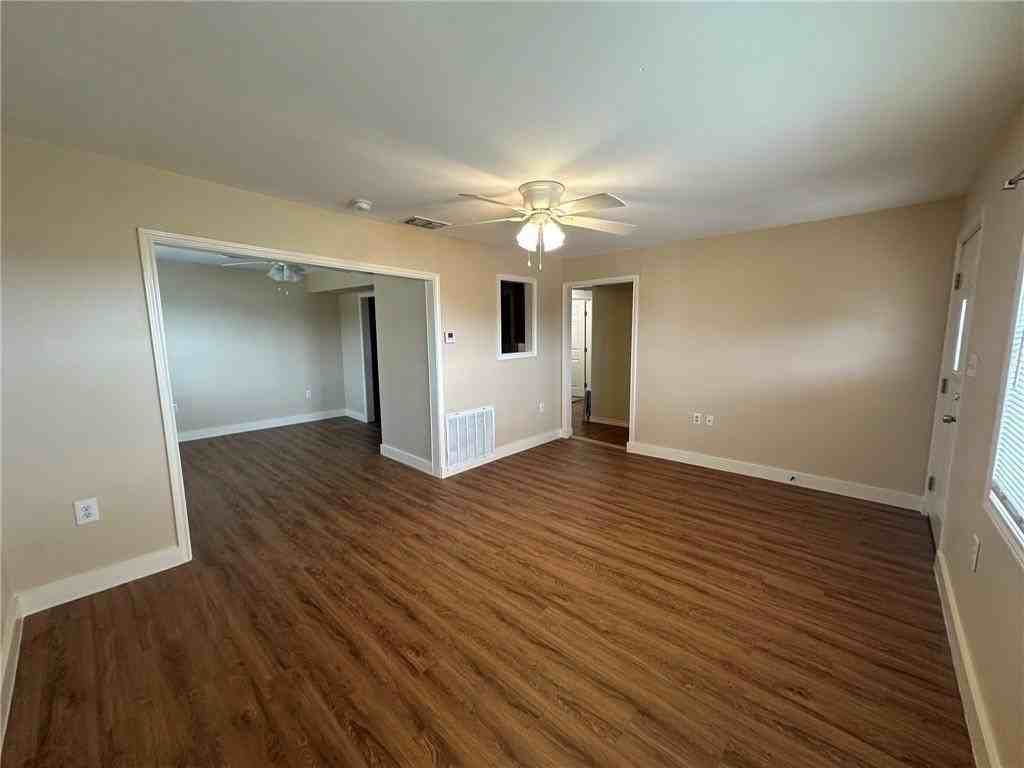 104 2nd St - Photo 3 of 27