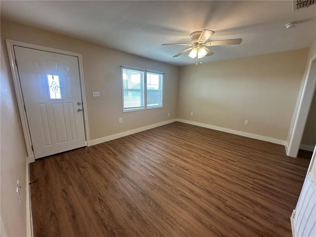 104 2nd St - Photo 4 of 27