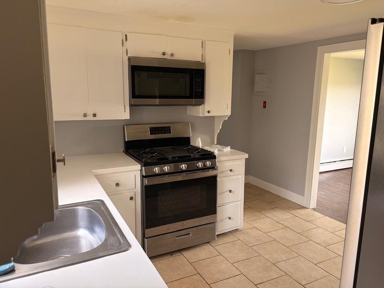 435A Main St #A2 - Photo 5 of 22