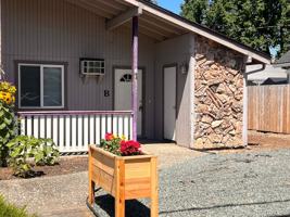 featured image of 302 Boardman St