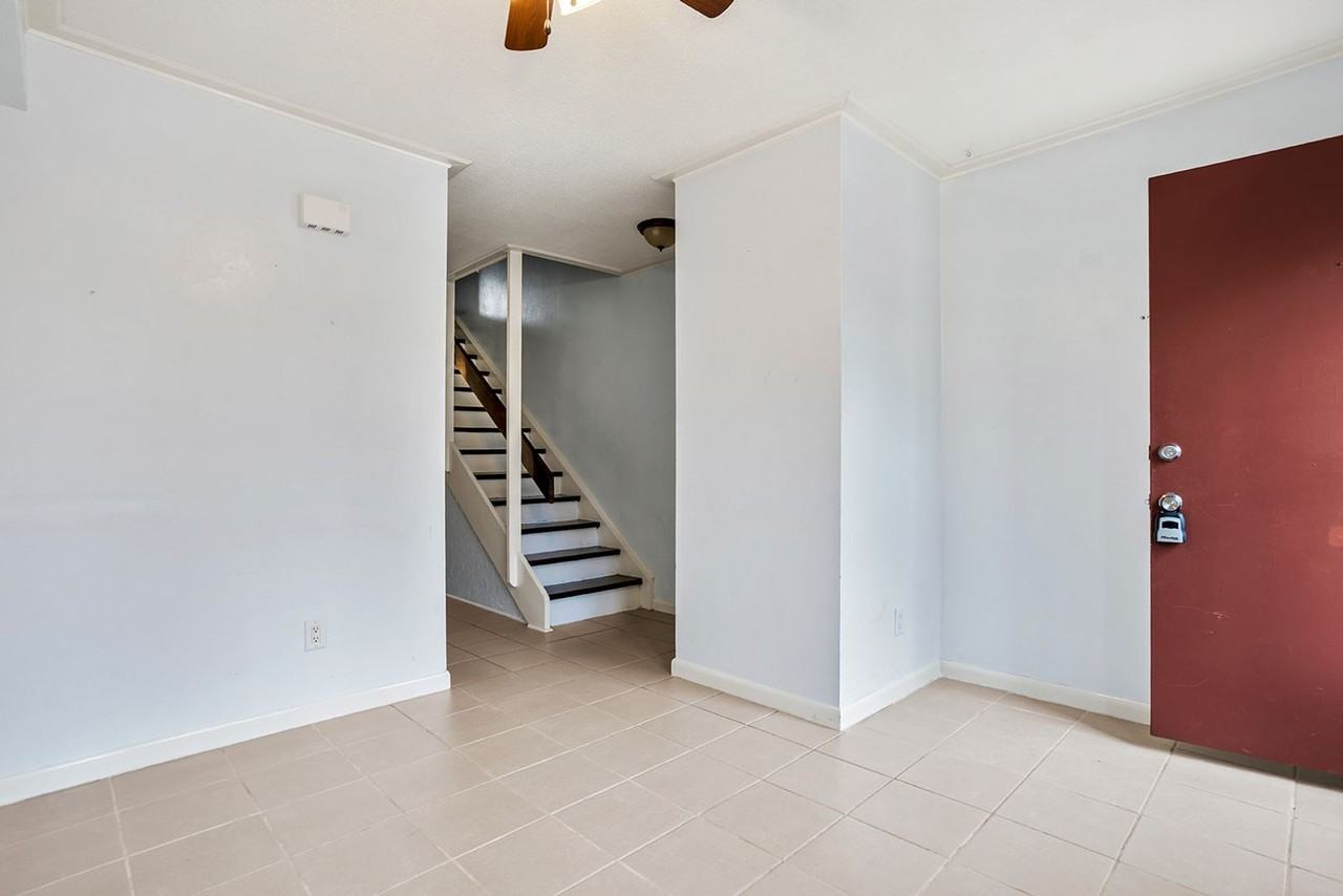 115 Beechnut St Apt A3 - Photo 5 of 31