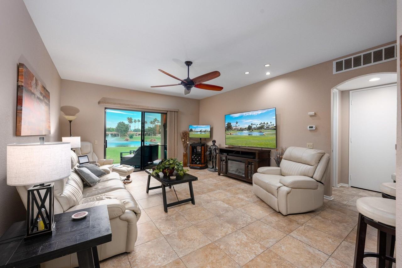 28914 Desert Princess Dr #702 - Photo 6 of 22