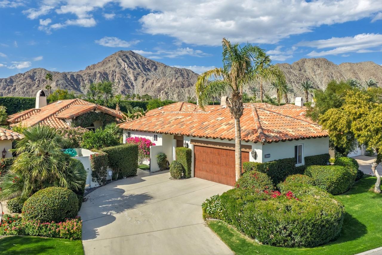 48225 Via Solana - Photo 5 of 44