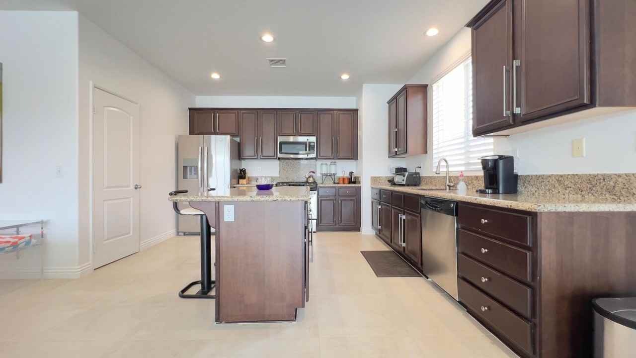 84330 Tramonto Way - Photo 5 of 18