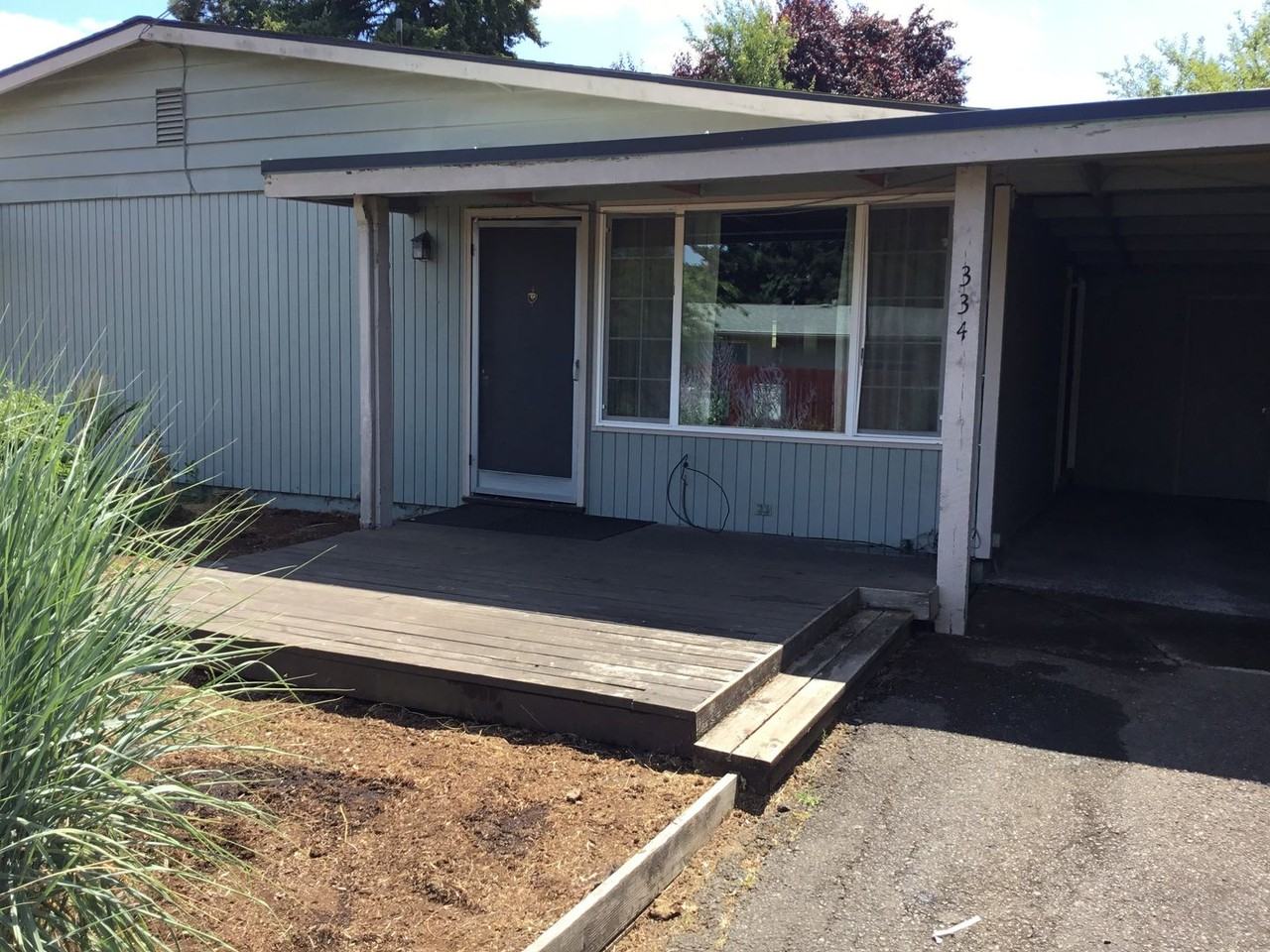 334 Foxglove Ave - Photo 2 of 24