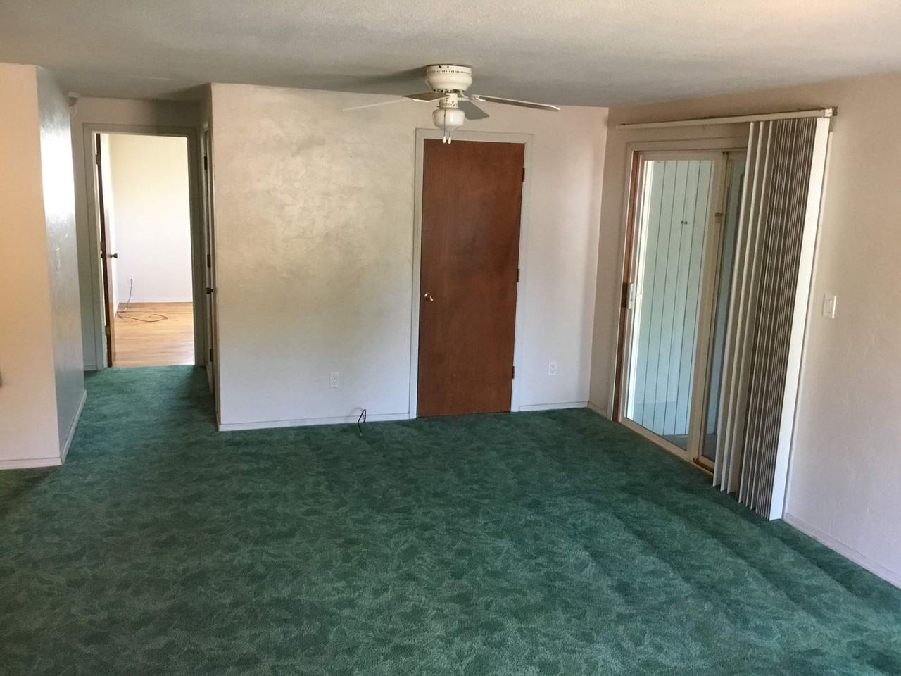 334 Foxglove Ave - Photo 4 of 24