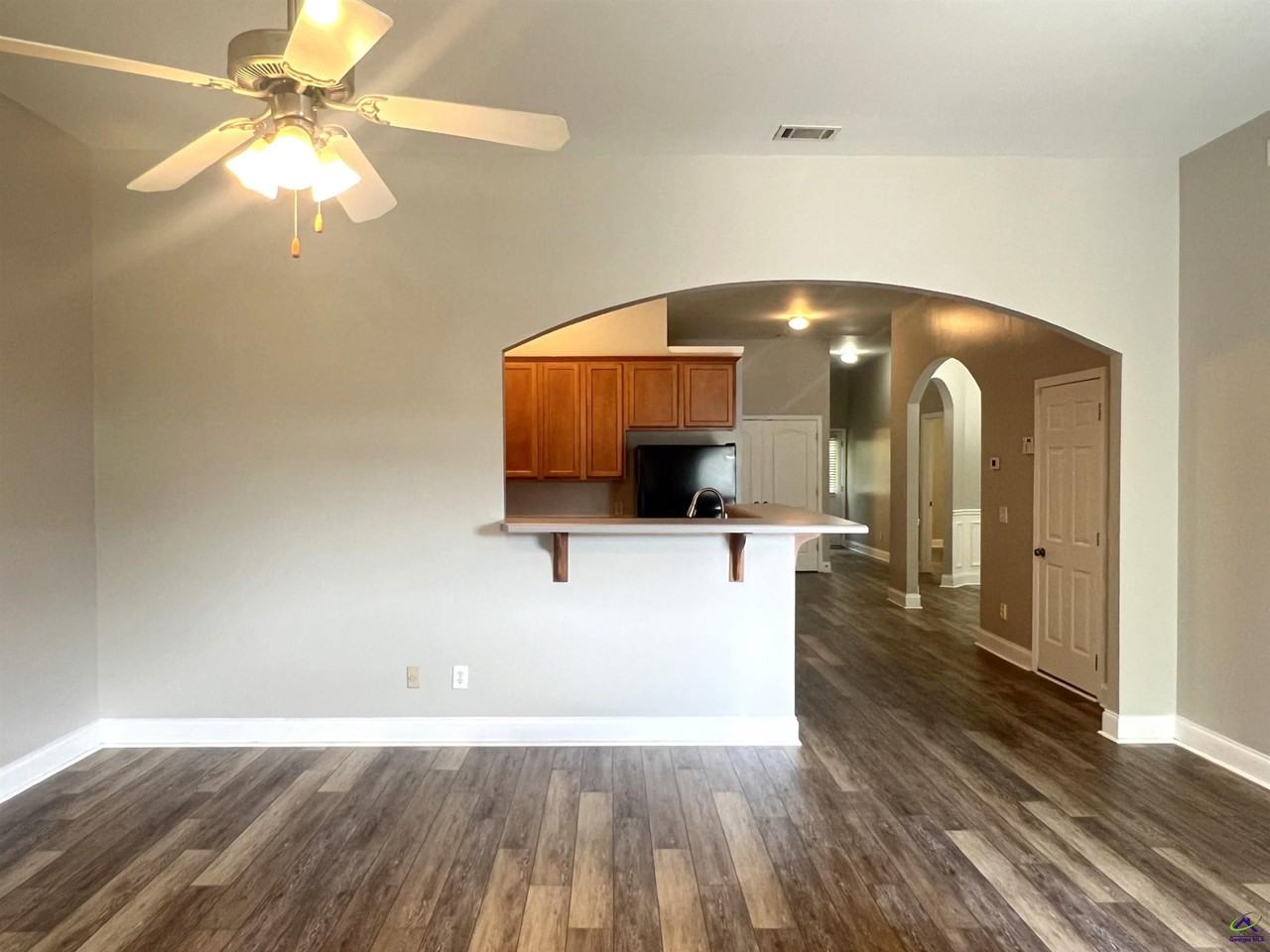 760 Ivy Brook Way - Photo 2 of 32