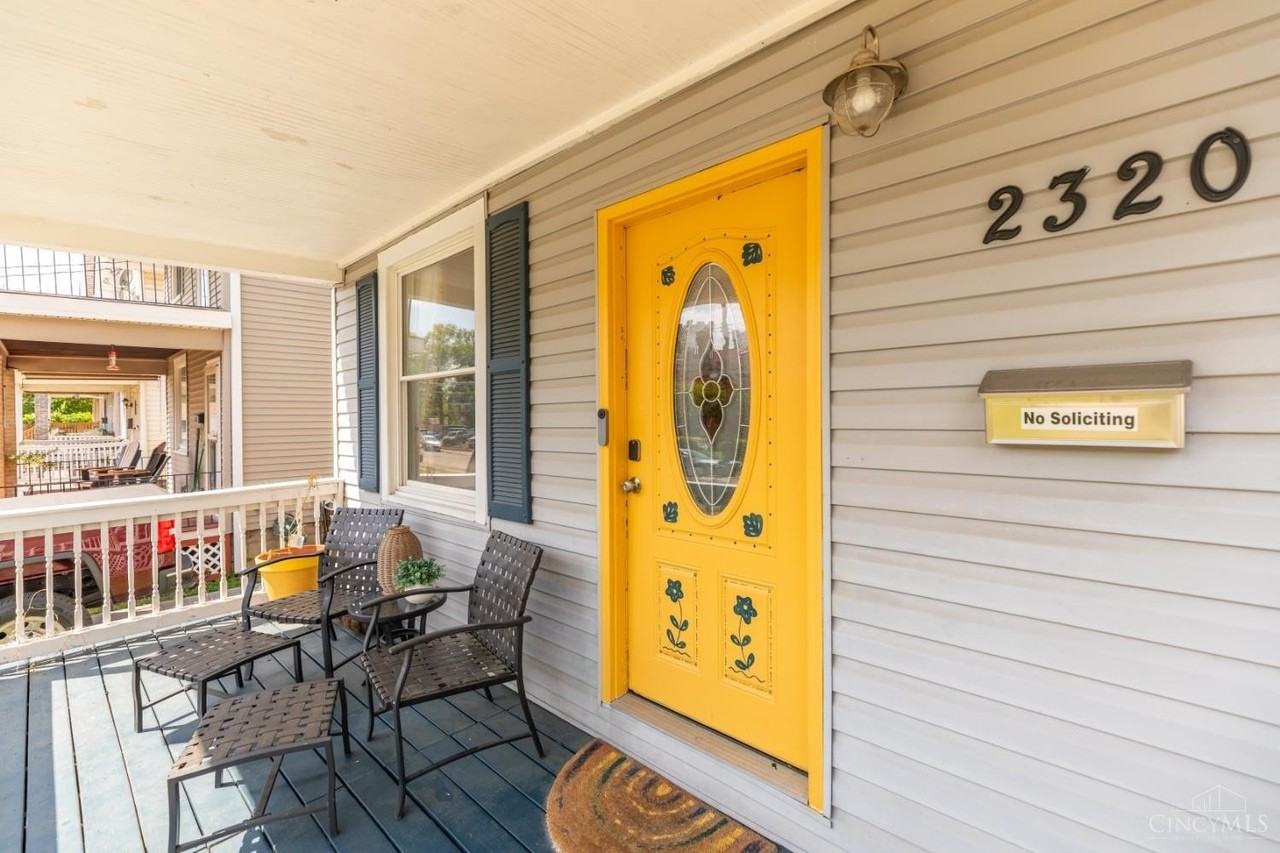 2320 Kenilworth Ave - Photo 2 of 23