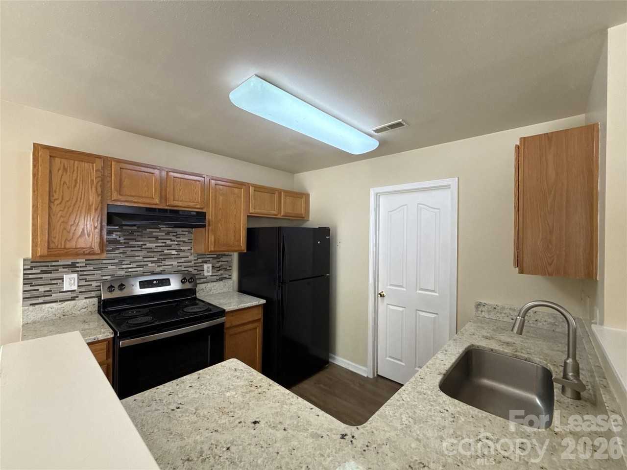 6831 Sunman Rd - Photo 6 of 14