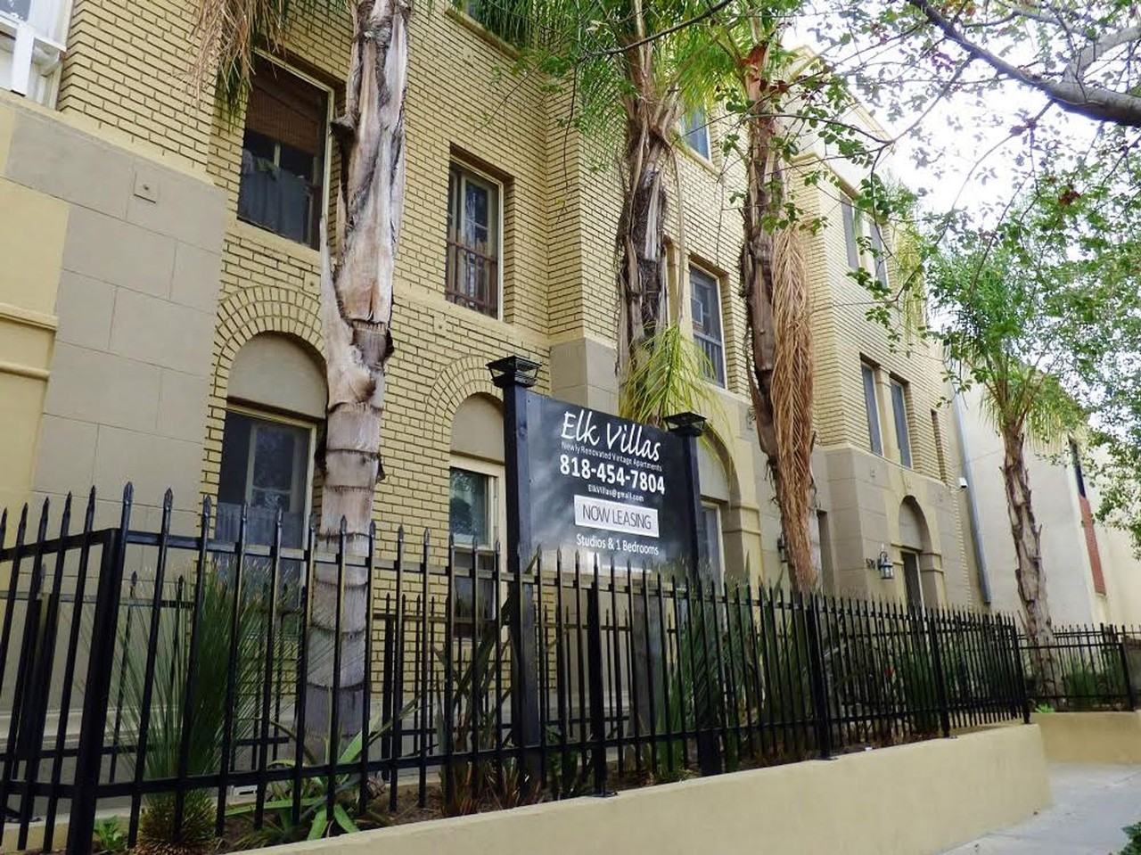 Elk Villas...Newly Remodeled Gorgeous Apartments...Prime Location! - Photo 2 of 4