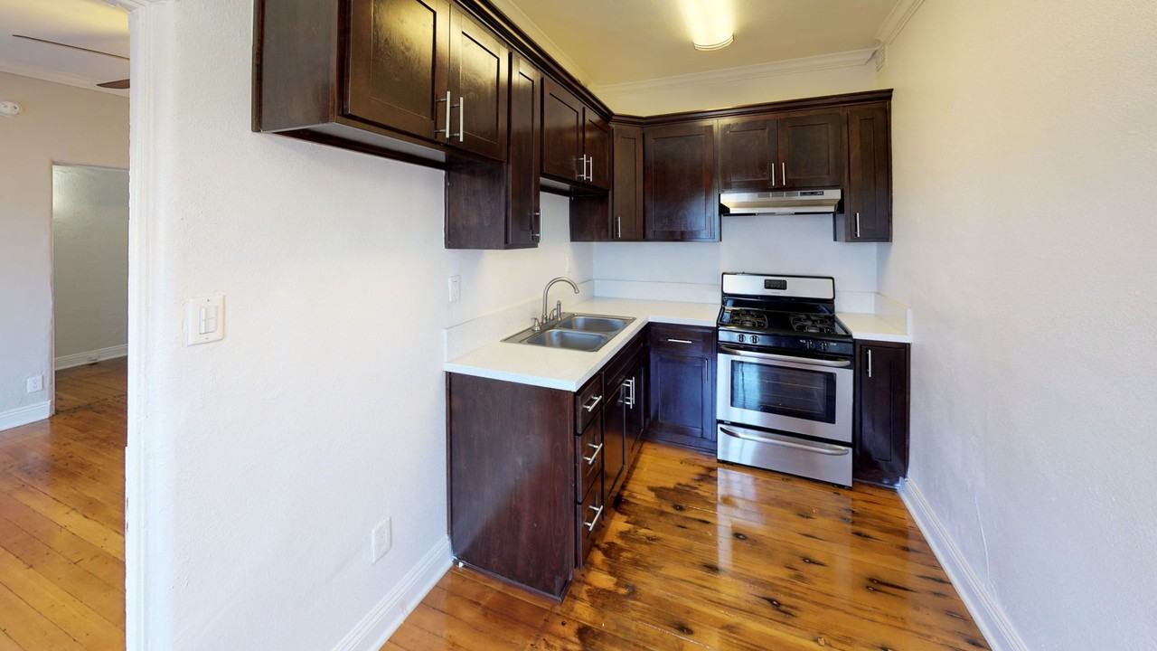 Elk Villas...Newly Remodeled Gorgeous Apartments...Prime Location! - Photo 4 of 4