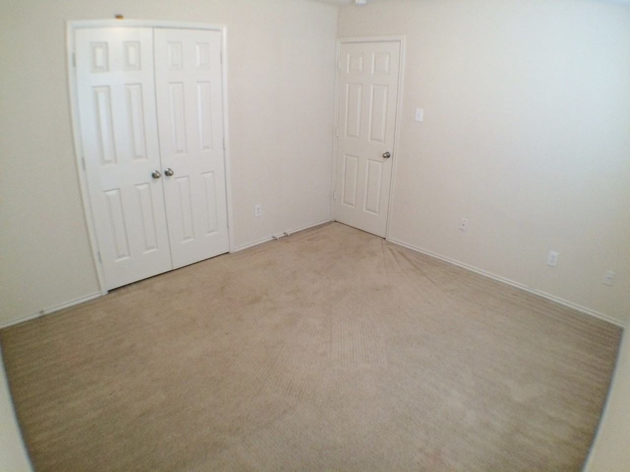 2805 Cameron Way - Photo 4 of 21