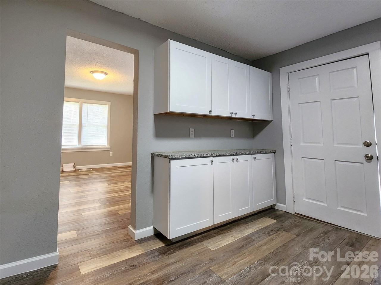 2036 Renner St - Photo 5 of 12