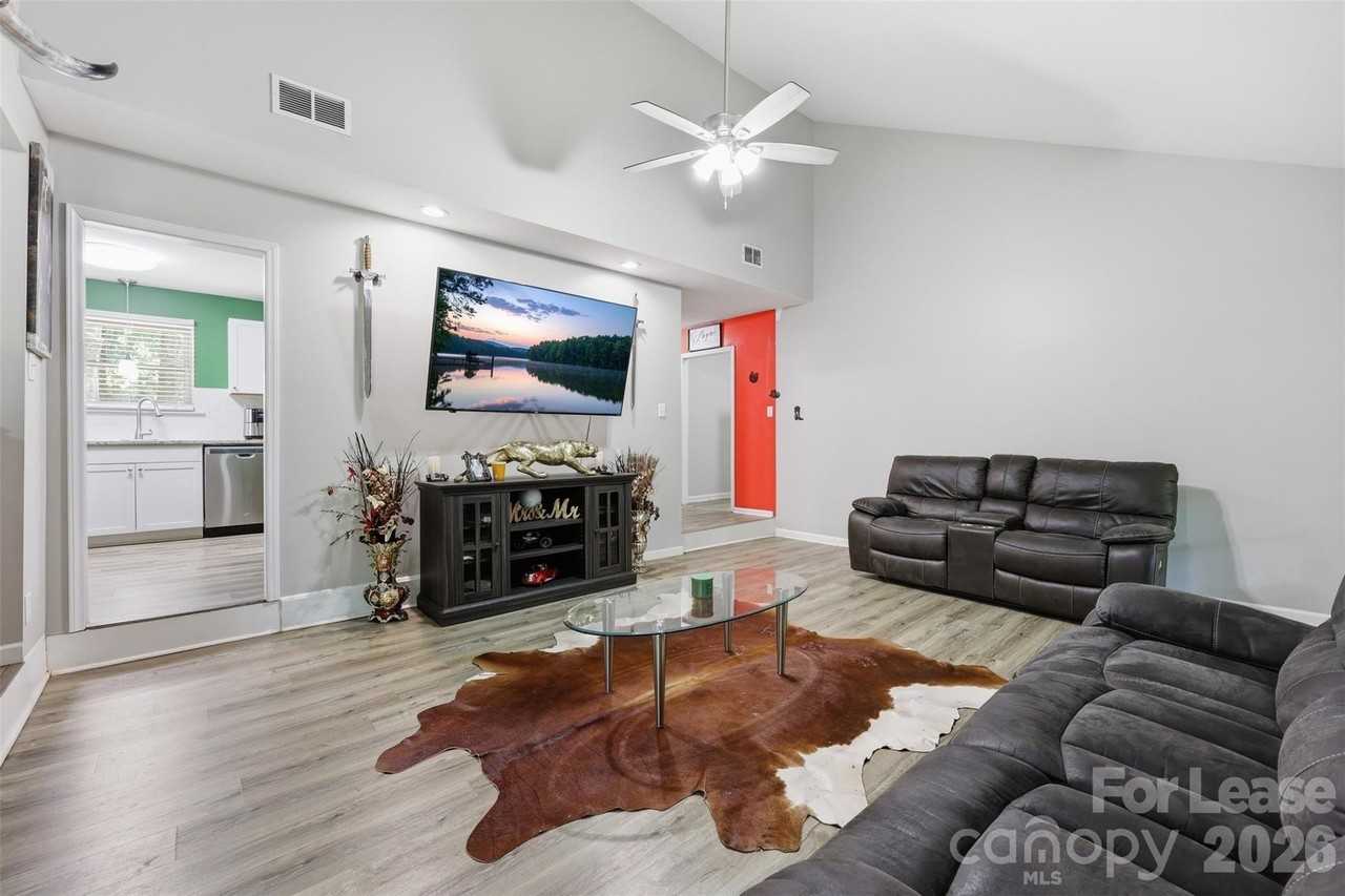 6123 Unity Ln Nw - Photo 6 of 33
