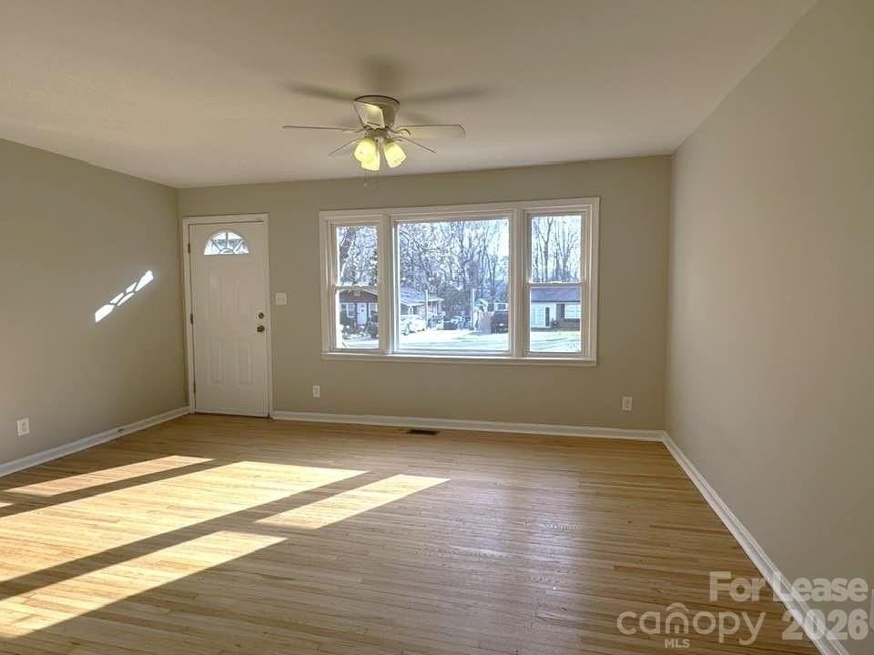 439 Sadie Dr - Photo 6 of 18