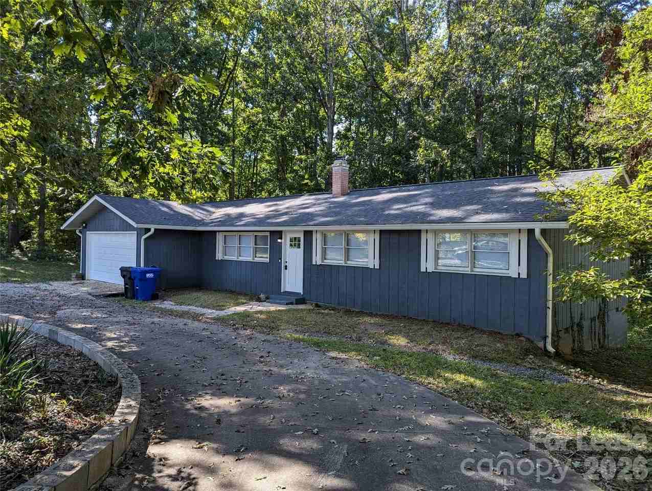 3208 Charlotte Hwy