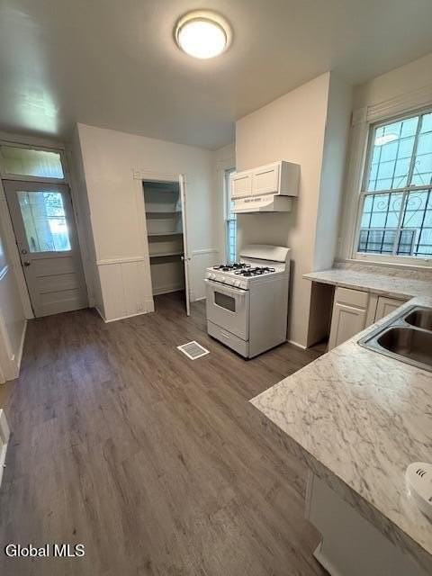 517 Hamilton St #2 - Photo 6 of 7