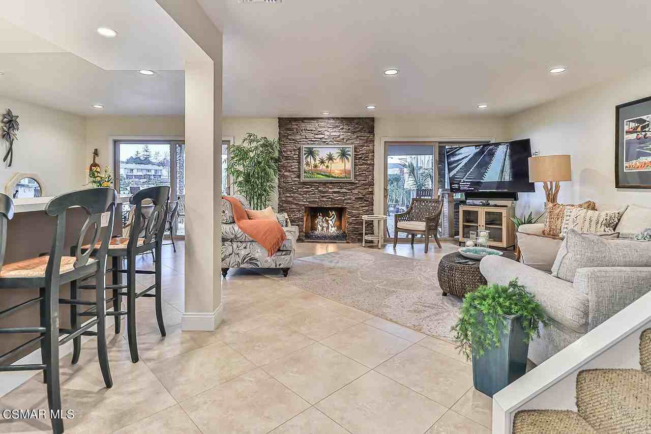 2393 Windward Cir - Photo 6 of 50