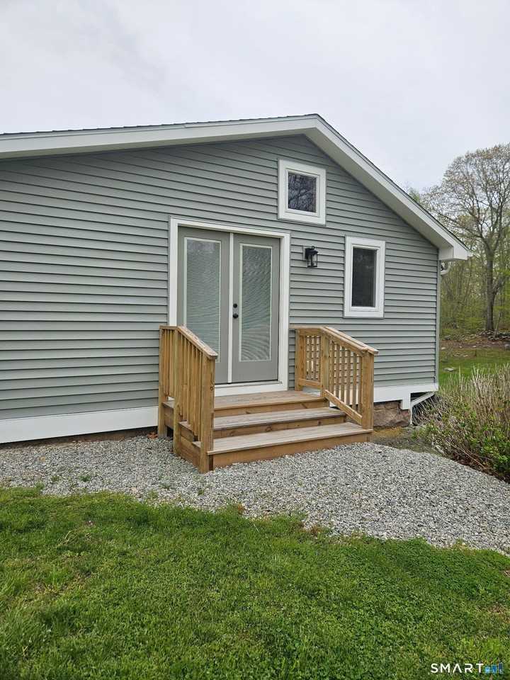 382 Flanders Rd