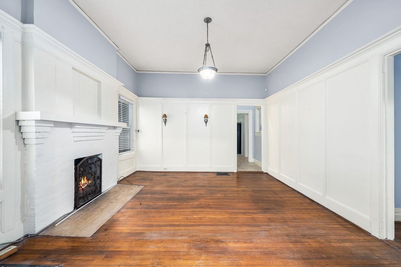 1143 18th Ave S - Photo 3 of 25