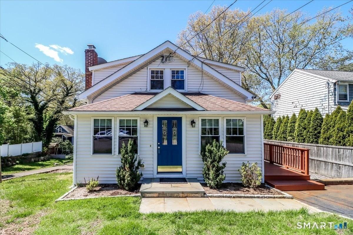 25 Maplewood Ave