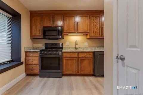 101 Farmington Chase Cres #101 - Photo 3 of 20