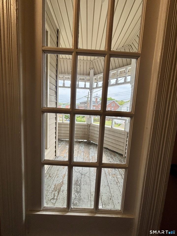 5153 Cliff St - Photo 3 of 9