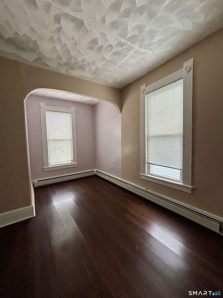 5153 Cliff St - Photo 4 of 9