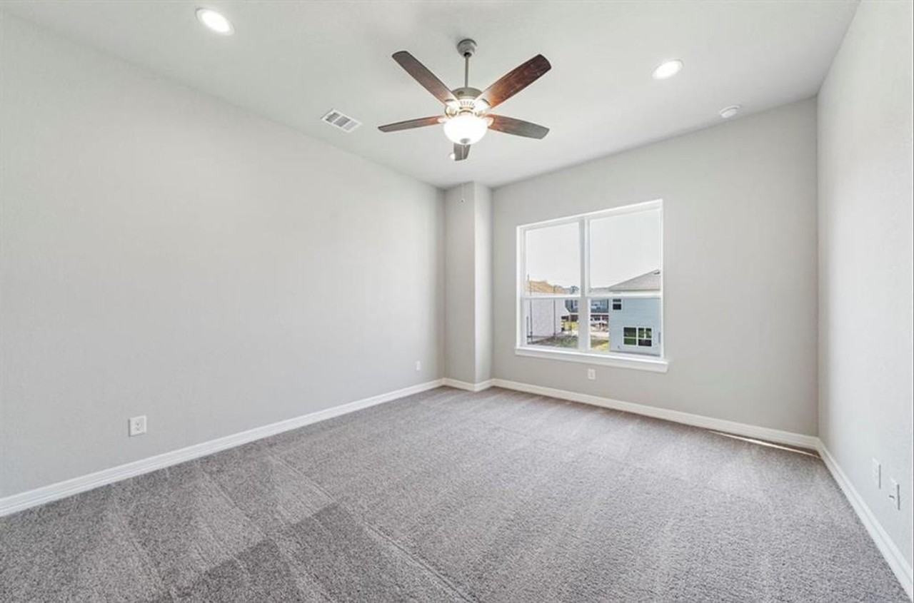 11014 Crescent Light Way - Photo 2 of 16