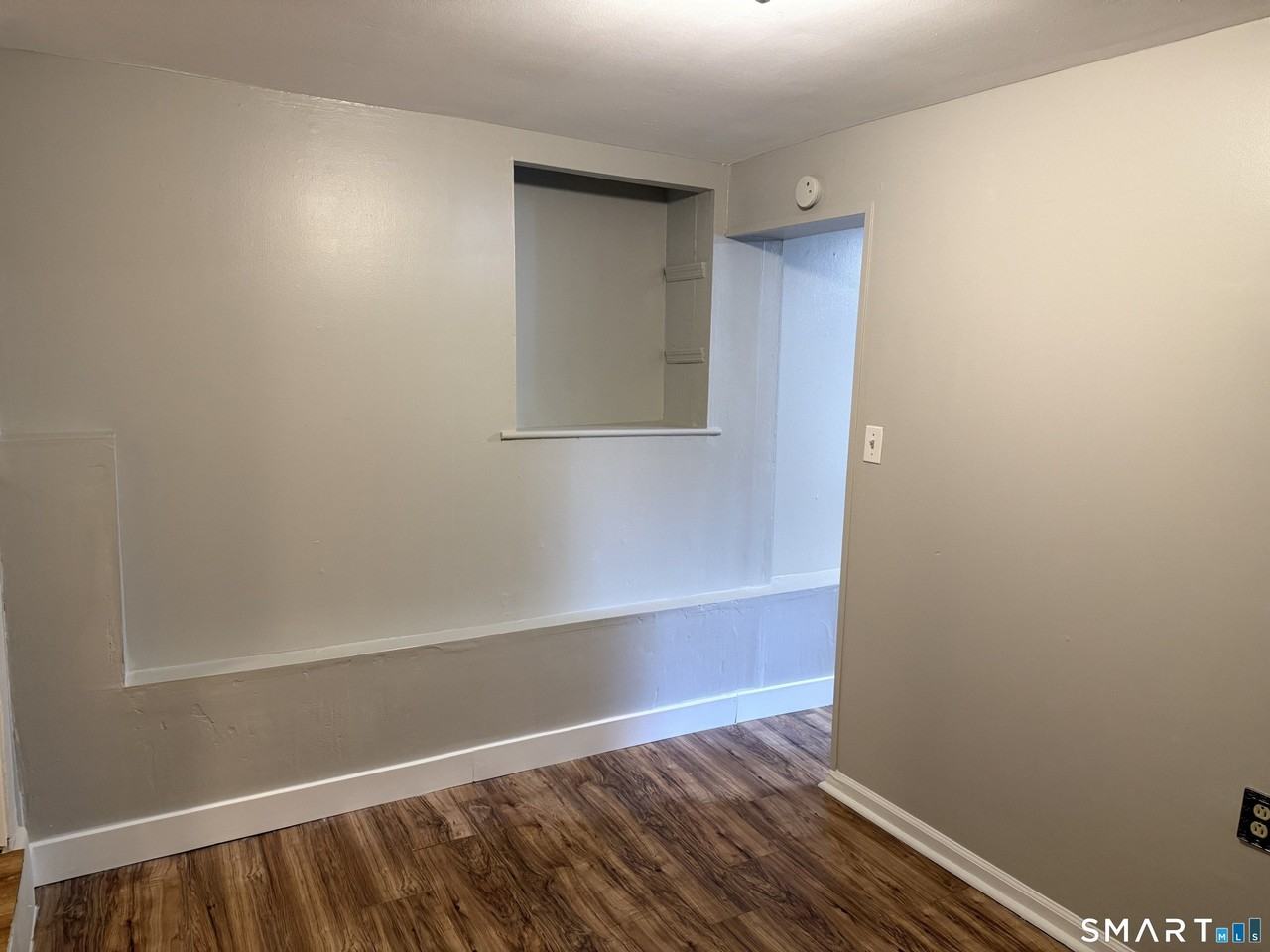 37 Farnham Ave - Photo 6 of 8