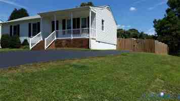 featured image of 4613 Bridgewood Rd