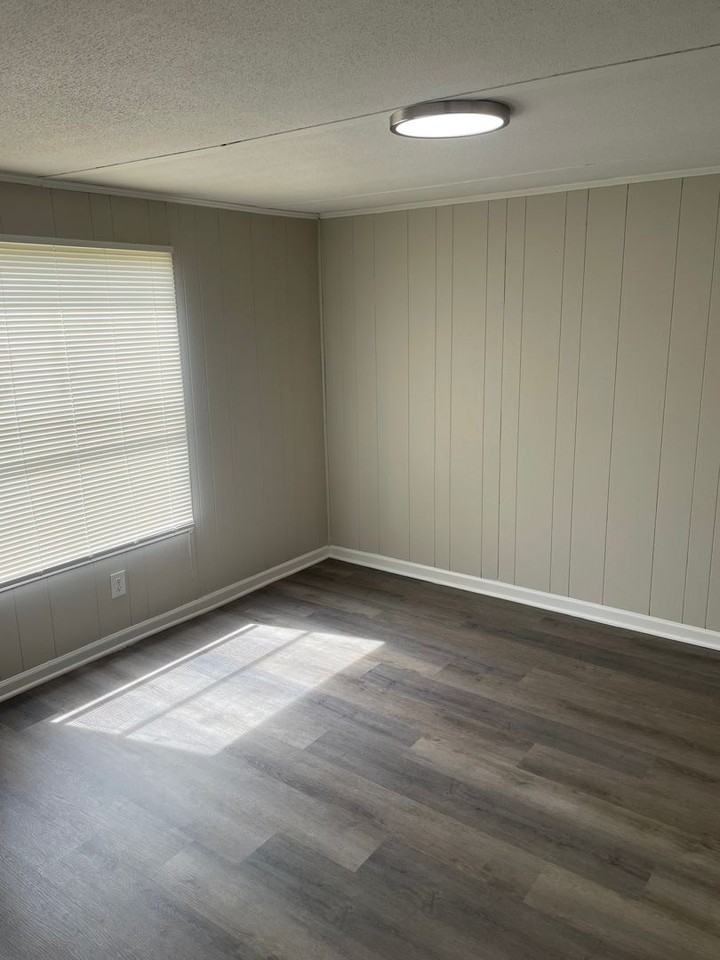 571 Bethania Rural Hall Rd - Photo 4 of 10
