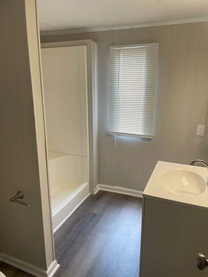 571 Bethania Rural Hall Rd - Photo 5 of 10