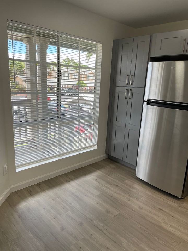 94-686 Lumiauau St - Photo 3 of 15
