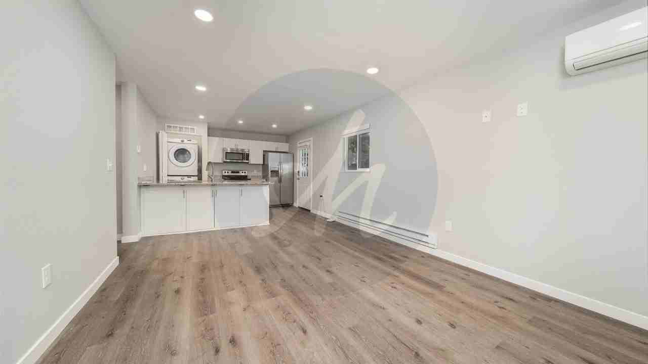 726 E Costilla St - Photo 6 of 11